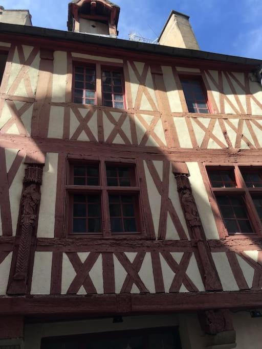 Charming Flat In Historical Centre Apartment Dijon Exterior photo